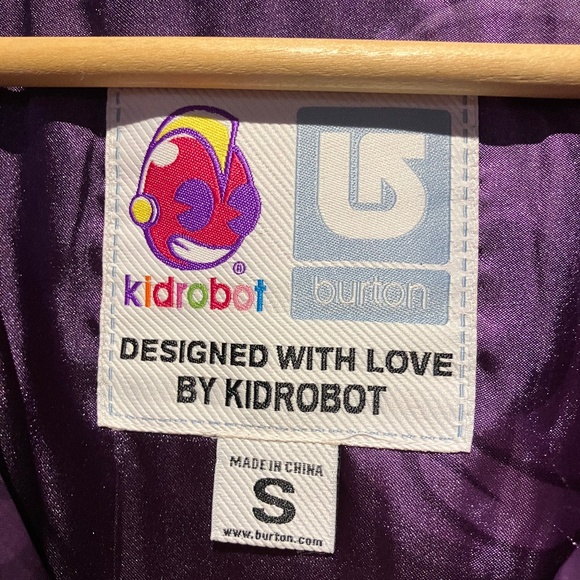 Burton x Kidrobot Women’s 2L Down Jacket - Picture 5 of 13
